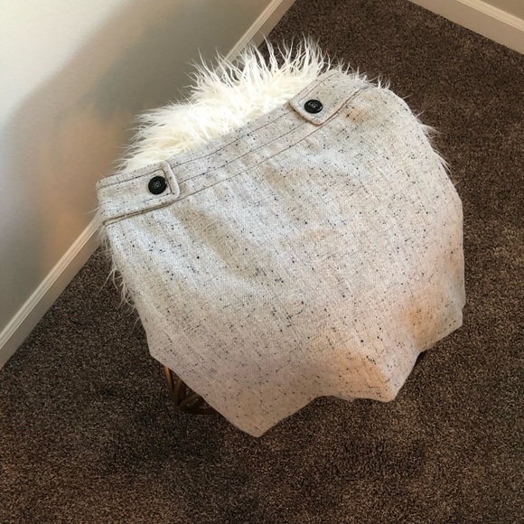 Skirt - Picture 1 of 2